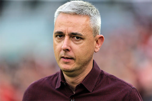 O técnico Tiago Nunes: ele não vai dirigir o Athletico no Estadual