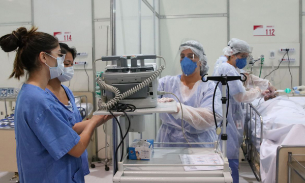 Casos de SRAG também ocupam boa parte da estrutura hospitalar