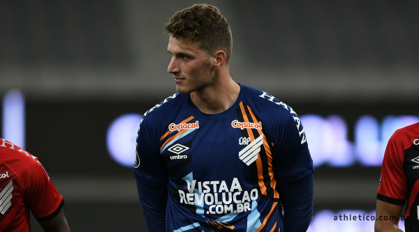 O goleiro Bento: seguro na partida contra o River