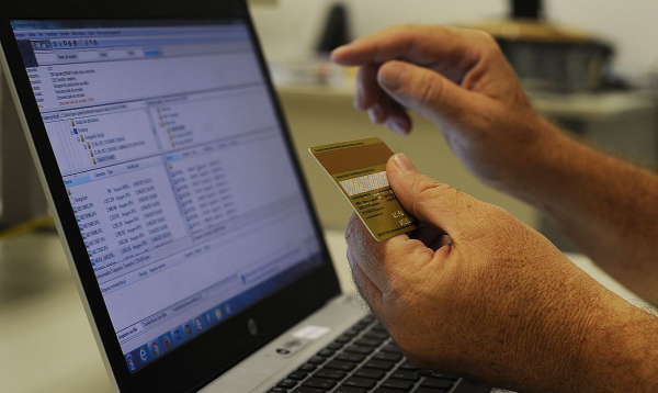 Relatório aponta um aumento de 111% nas compras online da categoria saúde