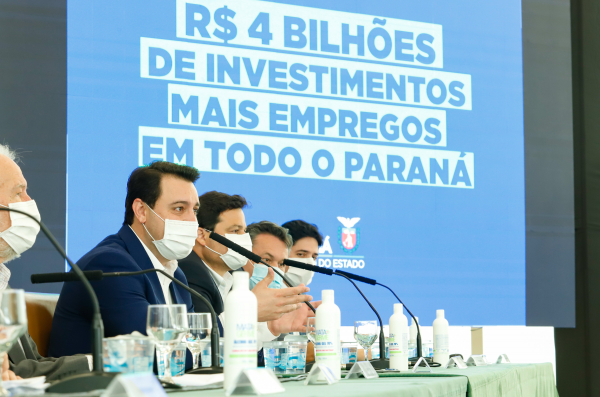 Ratinho Jr: “Temos rodovias das décadas de 1970 e 1980 que estão sendo usadas hoje, são de uma época em que o tráfego e mesmo o tamanho dos caminhões eram muito menores”
