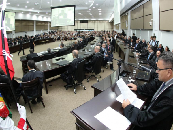 A cerimônia de posse