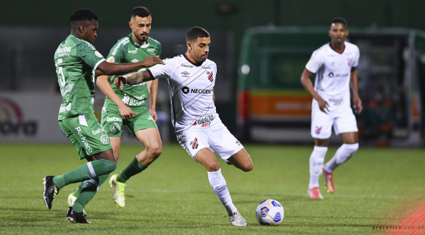 Terans enfrenta a Chapecoense