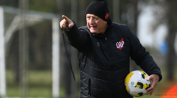 O técnico Luiz Felipe Scolari, do Athletico
