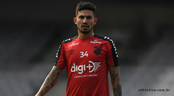 O zagueiro Pedro Henrique, do Athletico