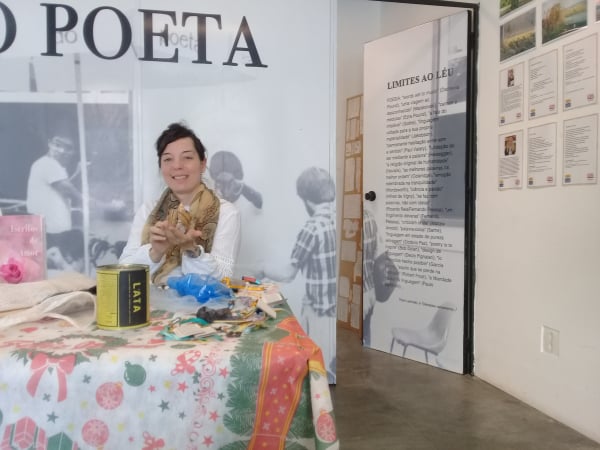 Kayanna na Feira do Poeta, onde lançou seu livro no domingo