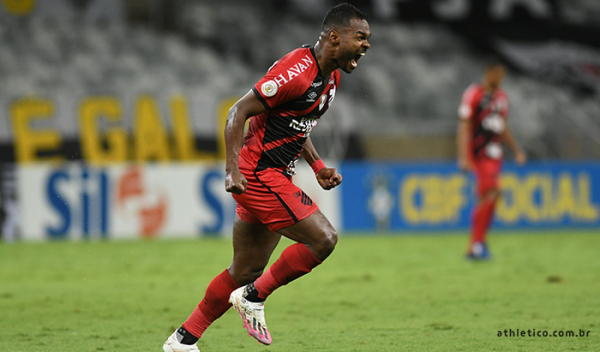 Nikão: maior artilheiro do Athletico na história da Copa Sul-Americana, empatado com Pablo