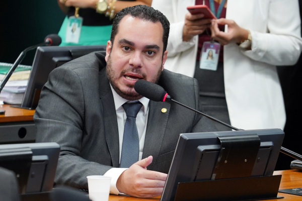 Paulo Martins (PSC); inquérito que investiga a organização de atos contra a democracia no país