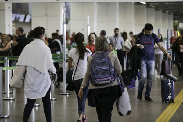 os 12 aeroportos, juntos, recebem 19,6 milhões de passageiros por ano, o que equivale a 9,5% do mercado nacional de aviação