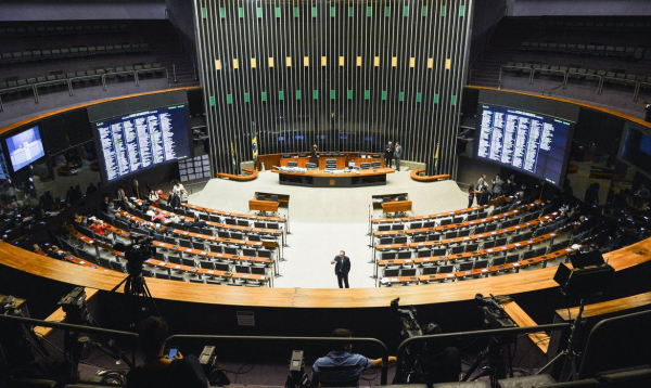 Só na semana da votação da reforma da Previdência, Bolsonaro liberou R$ 1,13 bilhão em emendas