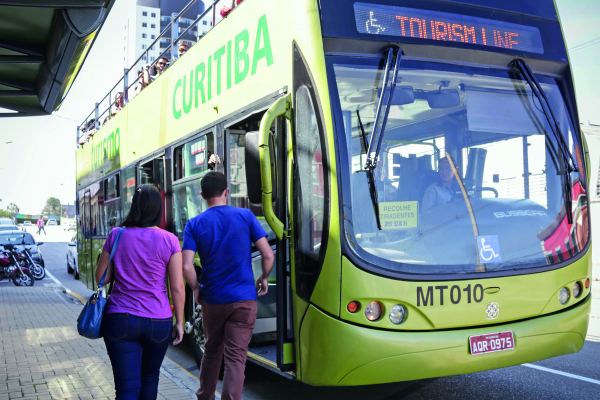 Linha Turismo de Curitiba: uma das atrações para os turistas