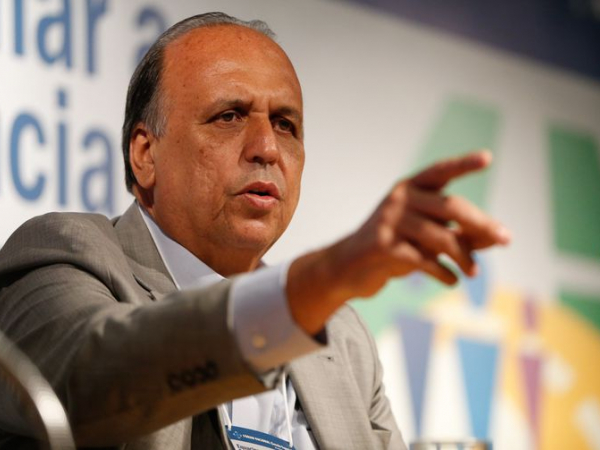Justiça decretou indisponibilidade de bens de Pezão, no valor de R$ 45,6 milhões. Ele está preso