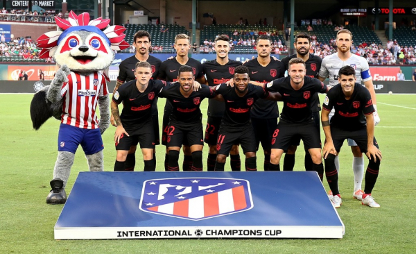 Atlético de Madrid, com Renan Lodi na escalação