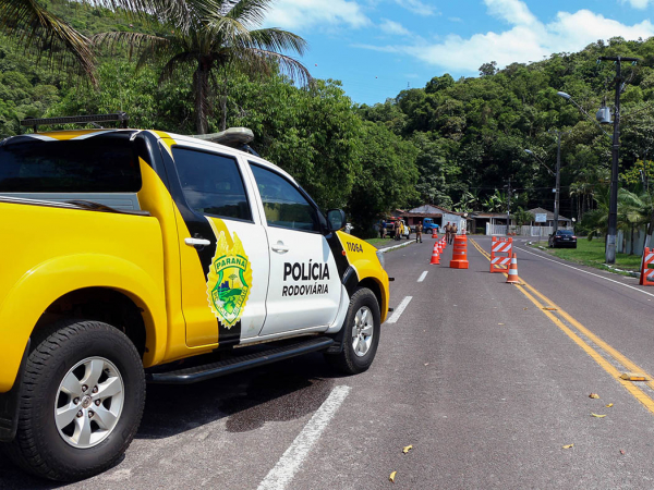 Blitz em rodovia estadual do Litoral do Paraná: atenção em dias de chuva