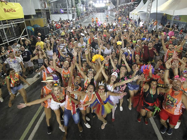 O grupo Fui Pará no Carnaval de Curitiba