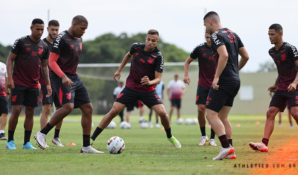 Treino dos aspirantes do Athletico