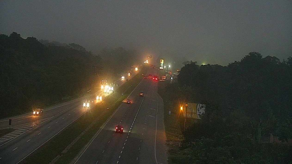Nevoeiro na região de Paranaguá cobriu a BR-277, no sábado