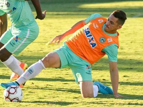 O volante Elyeser: sete jogos pelo Paraná Clube em 2014