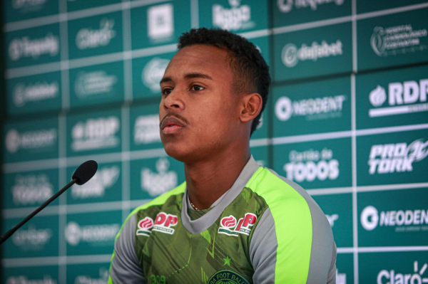 O atacante Igor Paixão, do Coritiba