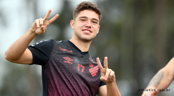 Bissoli: sete gols em oito jogo oficiais