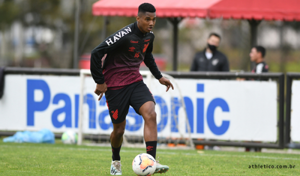 Abner: três gols e três assistências no Brasileirão 2020