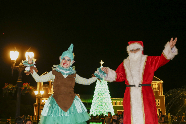 Inauguração da Àrvore de Natal no Parque Tanguá.
