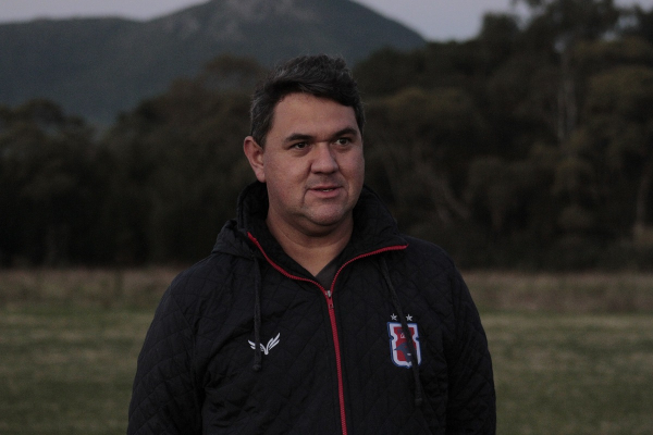 O auxiliar Jorge Ferreira: interino no jogo dessa sexta-feira