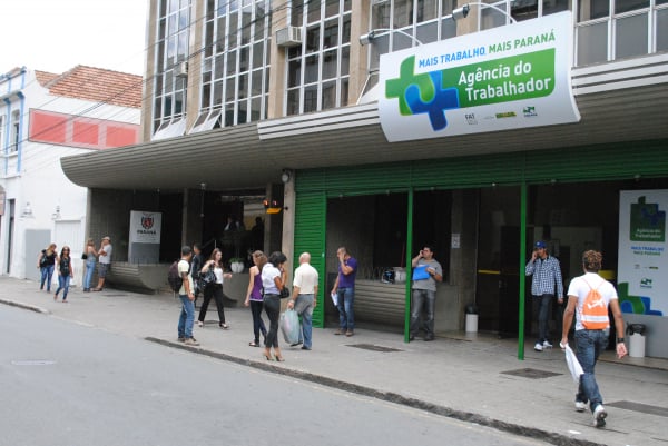 Agências do Trabalhador do Paraná atuam de forma mais dinâmica