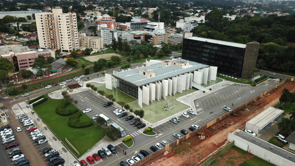 TCE: atendimento passa a ser feito por telefone e site do tribunal