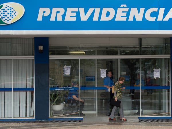 INSS: após ter a aposentadoria por invalidez cessada, uma mulher de 76 anos conseguiu restabelecer a renda mensal de R$ 5.100 e ainda deverá receber atrasados de R$ 178,7 mil