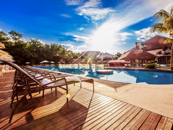 O resort traz opções para aproveitar a folia carnavalesca ou simplesmente descansar