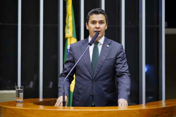 Diego Garcia (Podemos): deputado paranaense agrediu presidente Paulo Teixeira (PT/SP) não concordar com uma decisão de presidente da comissão