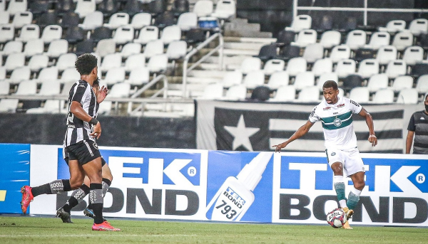 Waguininho enfrenta o Botafogo