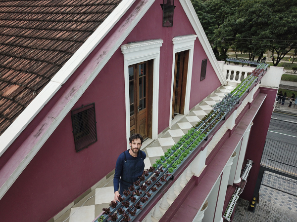 Valdemir Krauze, do Expresso Curitiba: ideia é divulgar a agricultura urbana