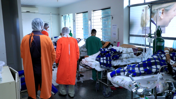 Hospital de Retaguarda de Cascavel: região tem 160 pacientes esperando leitos