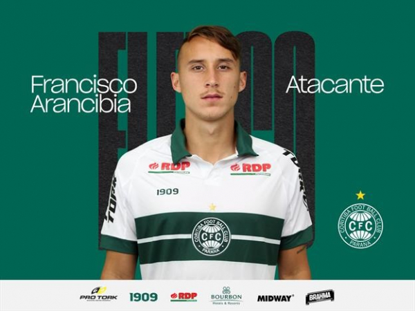 Arancibia: canhoto que joga na ponta-direita