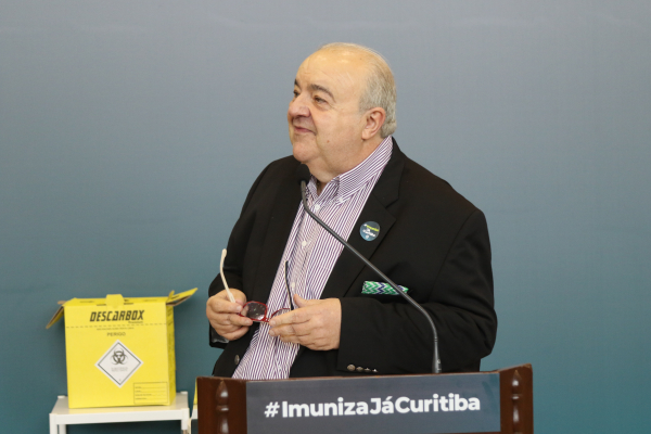 Greca (DEM): prefeito foi internado na terça-feira após sofrer AVC isquêmico