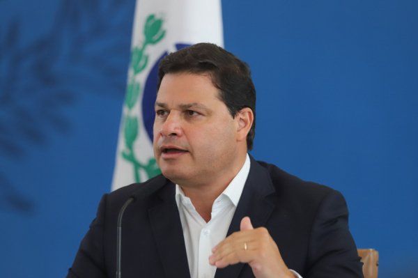 Secretário Sandro Alex, da Infraestrutura e Logística