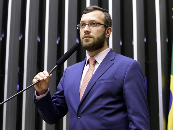 Filipe Barros: alinhamento rendeu espaço
