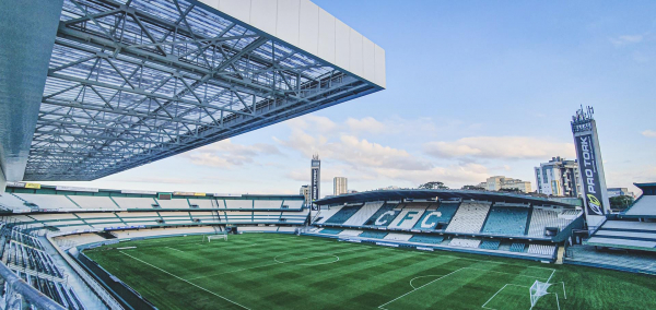 Couto Pereira: palco de um jogo no domingo e outro na quarta-feira