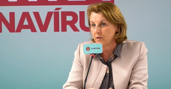 Secretária Márcia Huçulak, durante a divulgação do boletim do coronavírus nesta quarta