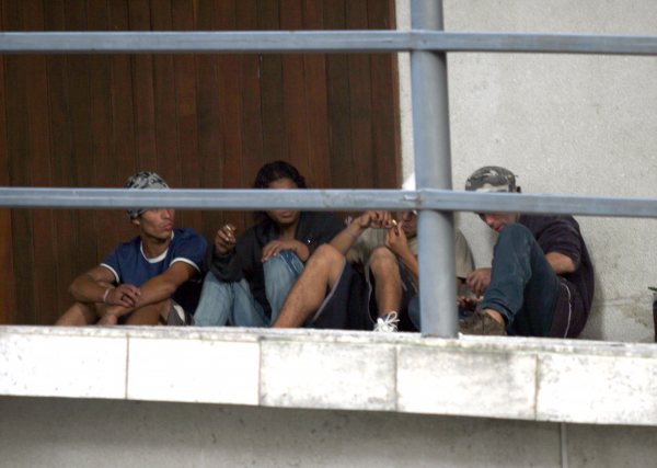 Flagrante de uso de drogas nas ruas de Curitiba