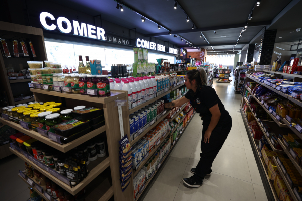 Potencial de consumo no Paraná cresceu mais que no Brasil