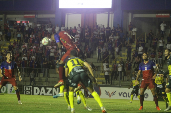 Paraná 1x2 FC Cascavel