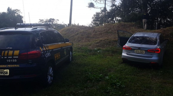PRF prendeu traficante que tentou se esconder na mata fechada e outros dois homens que tentavam resgatá-lo