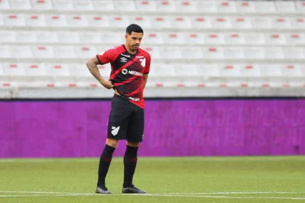 Terans: destaque do Athletico em finalizações e dribles