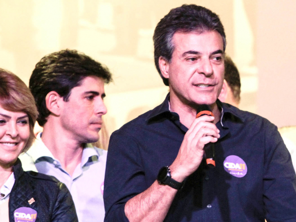Fernando e Beto Richa: compra de imóveis suspeita