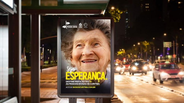 Campanha para doação aos idosos ganhou as ruas de Curitiba