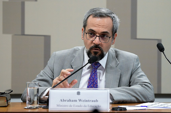 Weintraub: reunião da Comissão de Educação está marcada para terça-feira, às 11 horas.