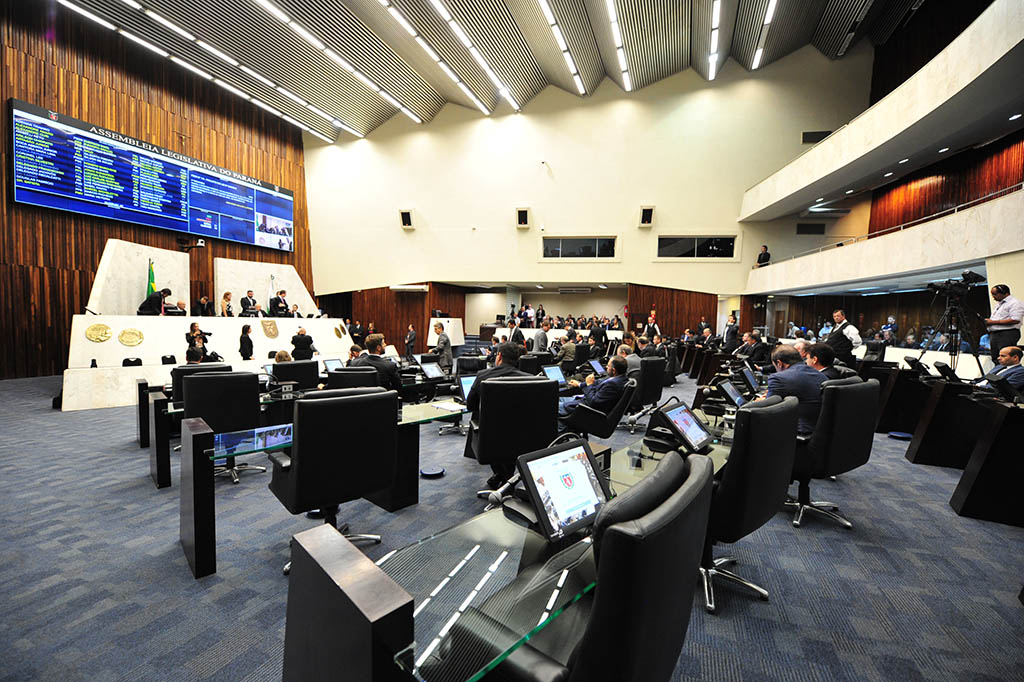 Assembleia começa a votar reforma do governo Ratinho Jr
